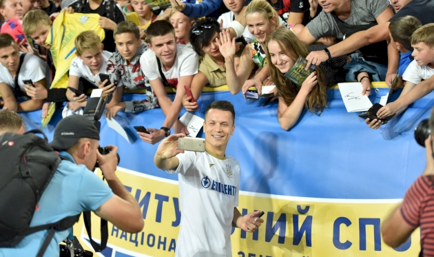 Евгений Коноплянка, twitter.com/FFUKRAINE