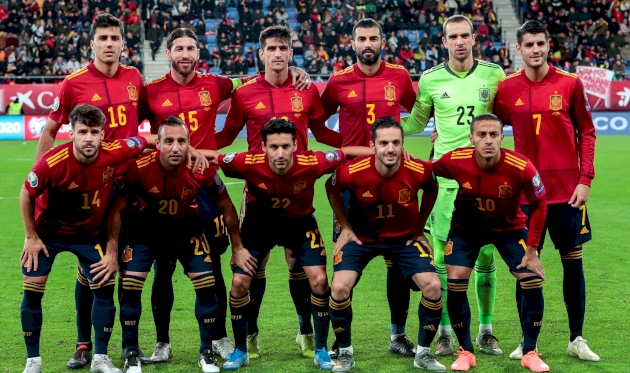 Сборная Испании перед матчем с Мальтой, Selección Española de Fútbol