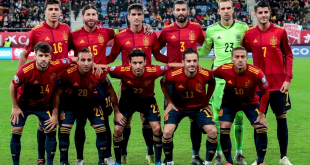 Сборная Испании перед матчем с Мальтой, Selección Española de Fútbol